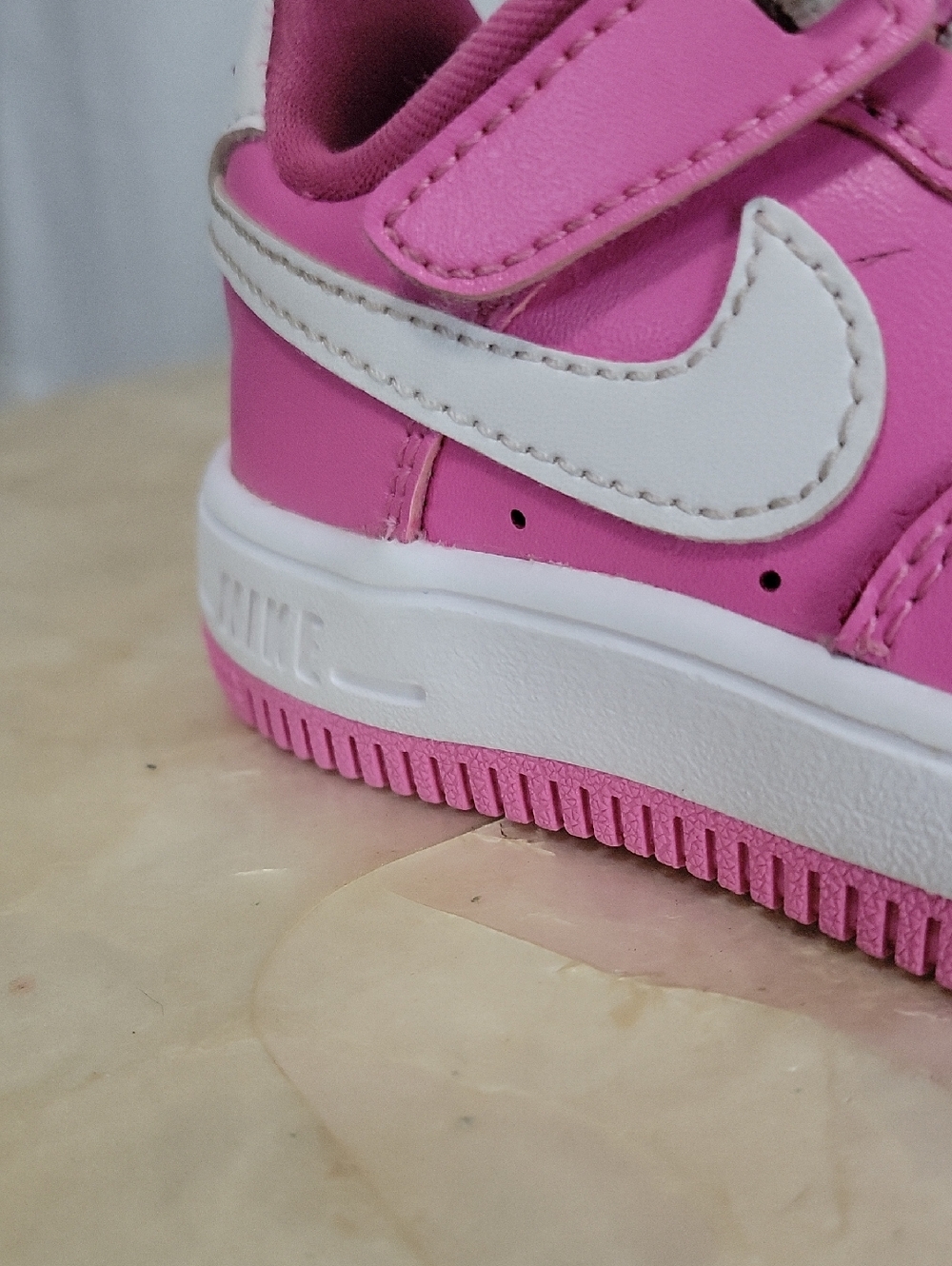 Nike Air Force one size 8C - Picture 2 of 6